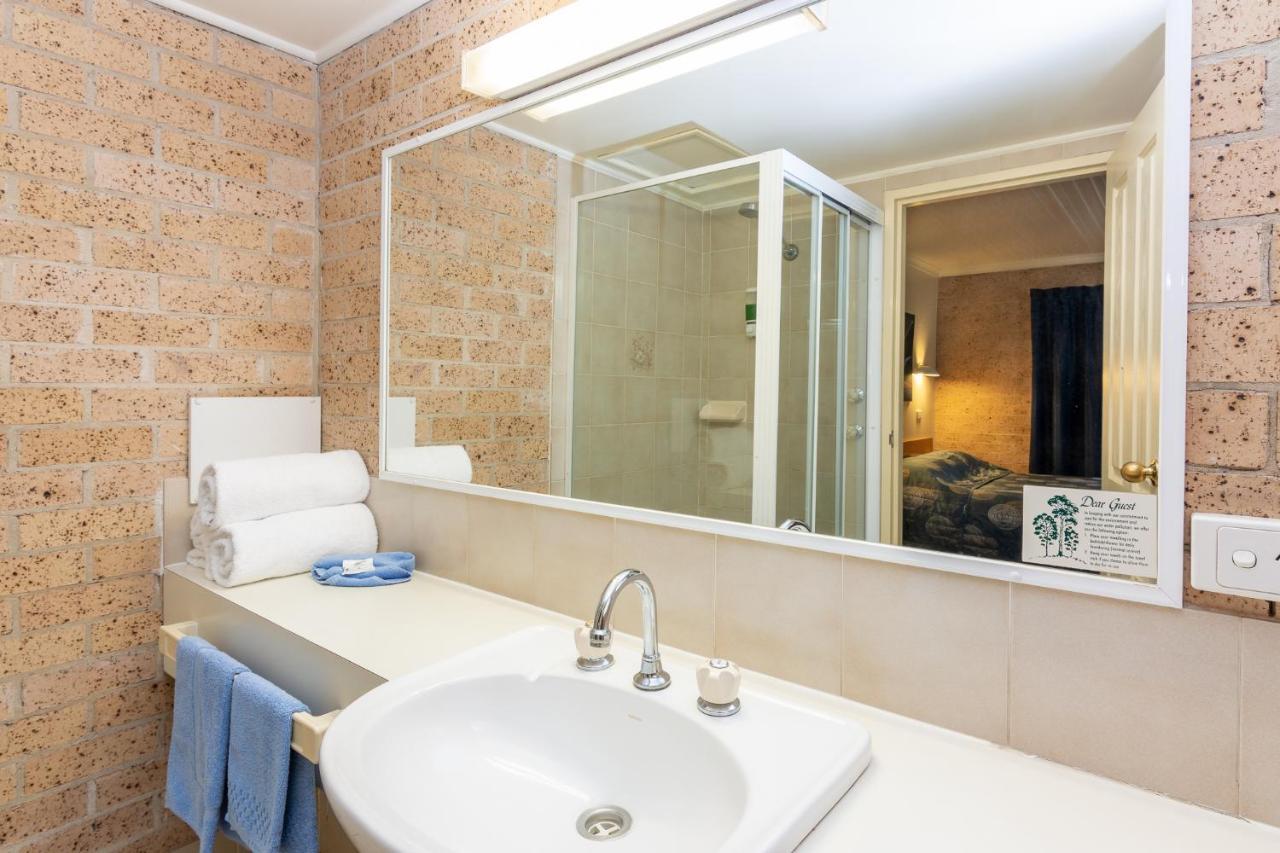 آرميدال Cedar Lodge Motel المظهر الخارجي الصورة
